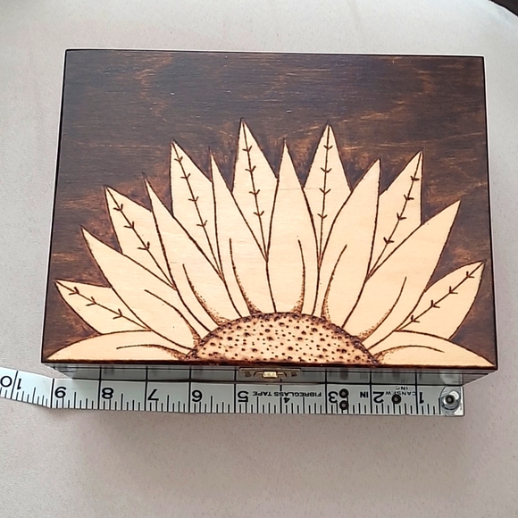 Hand-made Wooden decorative jewelry/craft box - Picture 8 of 9
